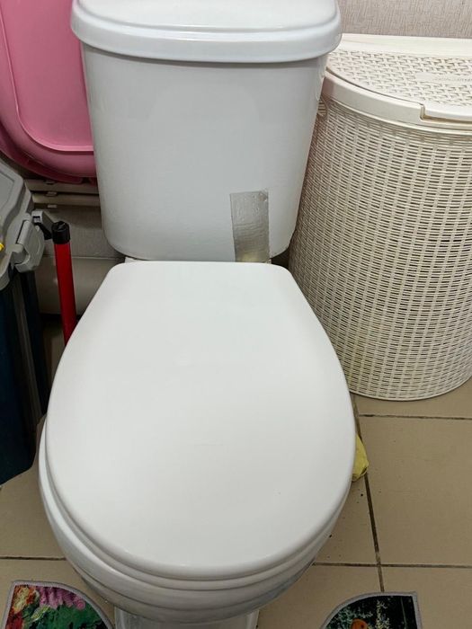 Продам раковину и унитаз