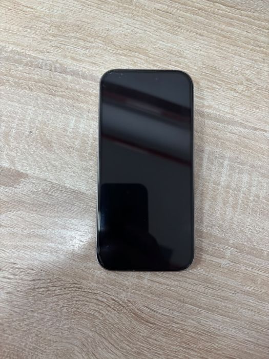 Продаю IPhone 16 Pro