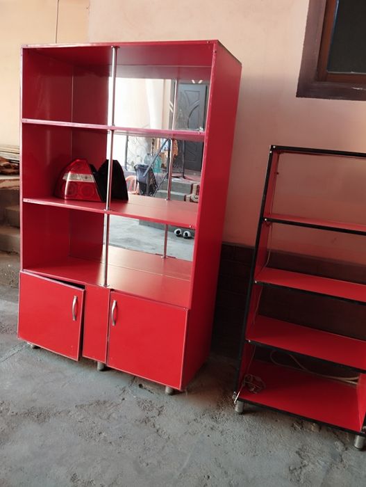 Магазин учун прилавка сотилади шкафы бн