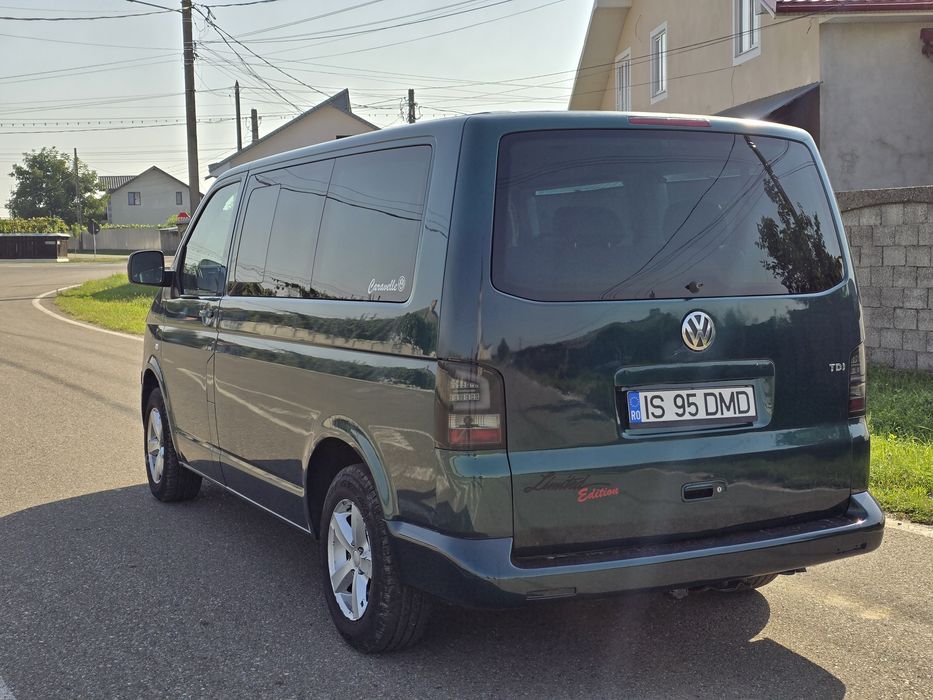 Vw t5 8 locuri caravelle