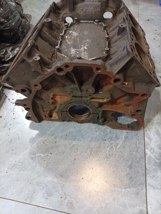 Блок двигателя Ауди 100 2.6 АВС