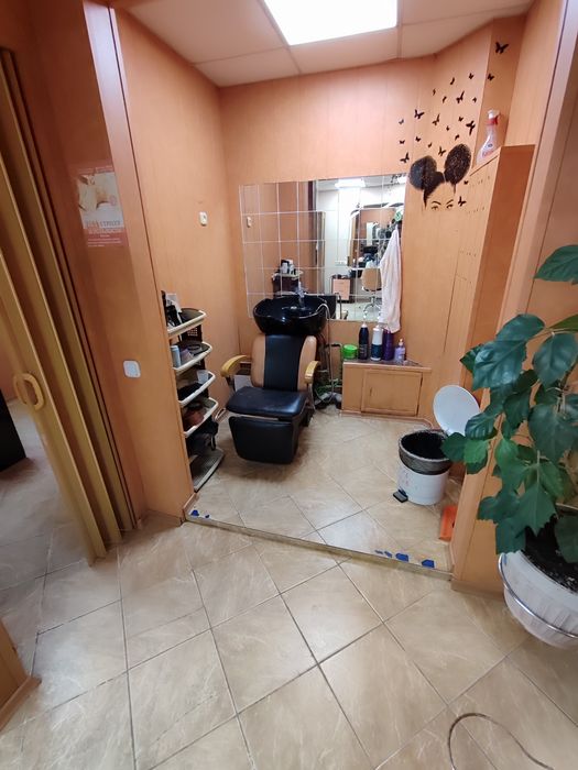 Продается Салон красоты/ Парикмахерская "Лада"