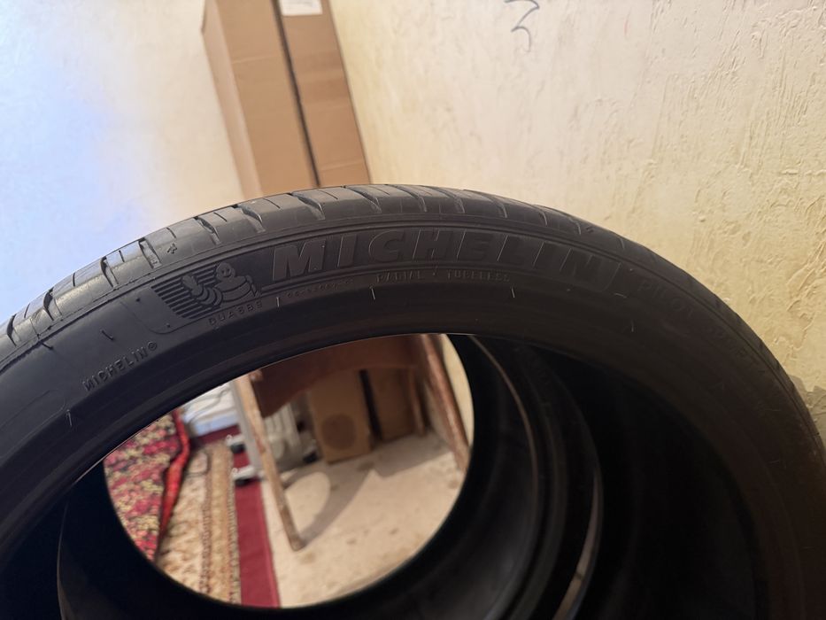 Продам шины Michelin