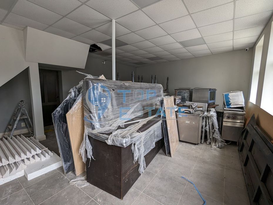 Двуетажна тухлена къща с външна изолация в село Миндя