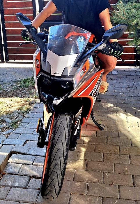 Motocicleta KTM RC 125