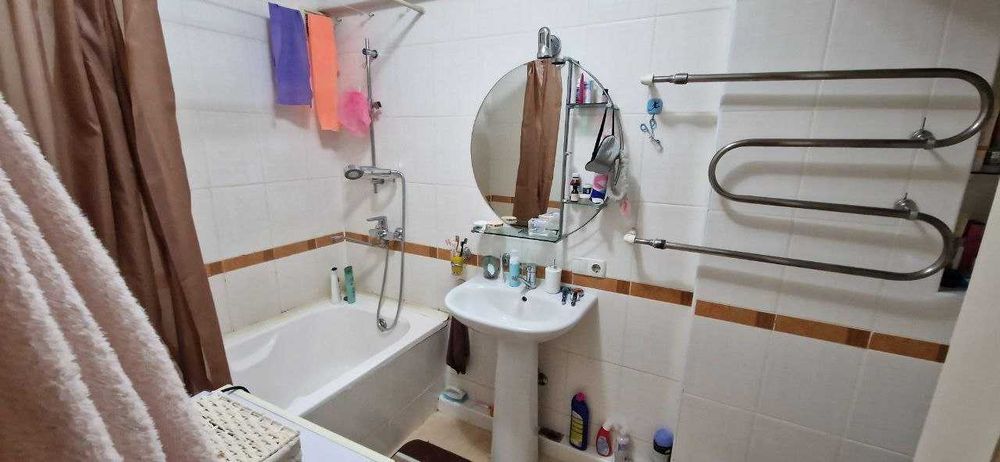 ПРОДАЕТСЯ 1в2/4/9 46,5м2 на: Ц-7 м Ойбек