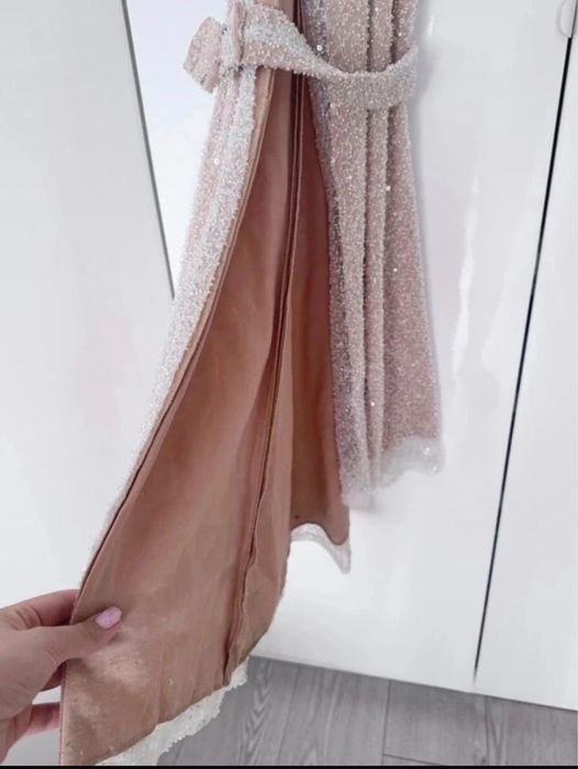 Rochie lunga de ocazie, din margelute, croita pe comanda