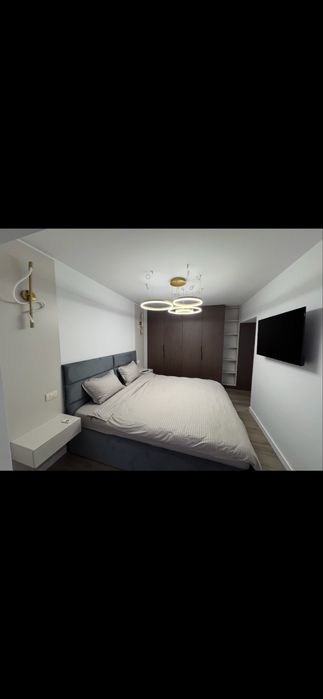 Apartament de închiriat, 3 camere,  ultra central, zona centrul vechi, complet renovat, totul nou!