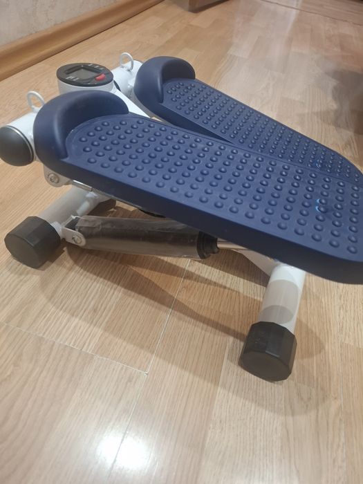 срочно продам степпер,использовала 5 раз