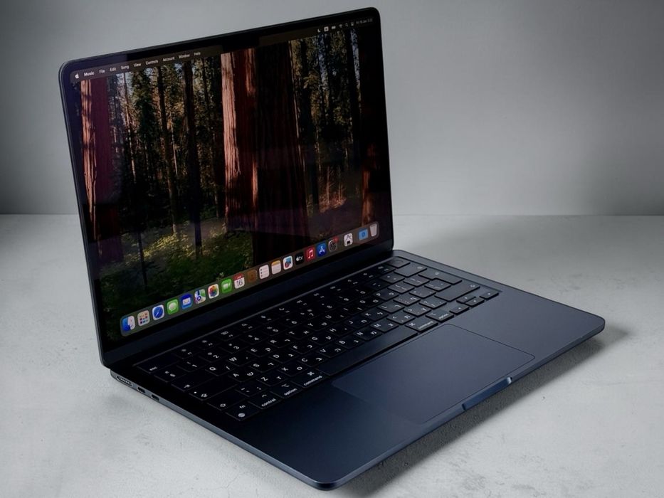 Apple MacBook Air 13 M2 8RAM 256GB Midnight Отличен! Гаранция! — миниатюра 7