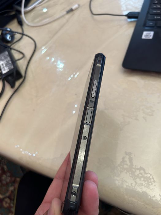 Продам телефон Oukitel Jx7