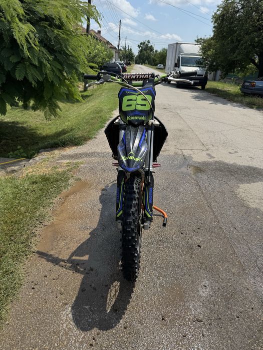 Продавам Kawazaki KX450F