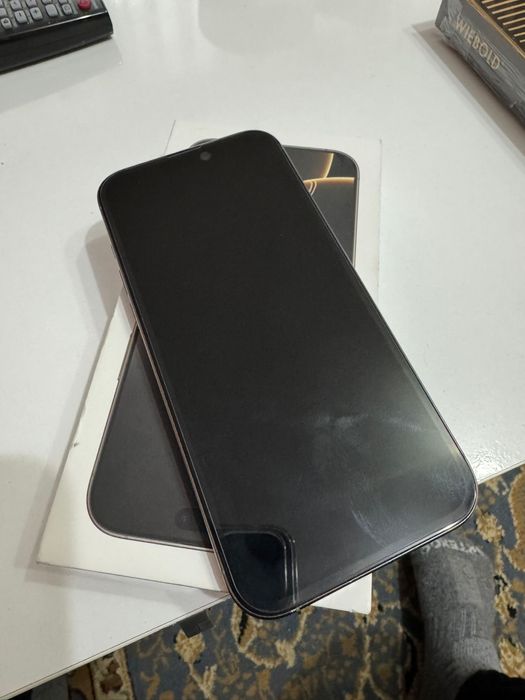 iPhone 16 Pro Max 256GB – Natural Titanium