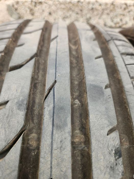 Continental 235/55/17 DOT 24 . В ОТЛИЧНО СЪСТОЯНИЕ !