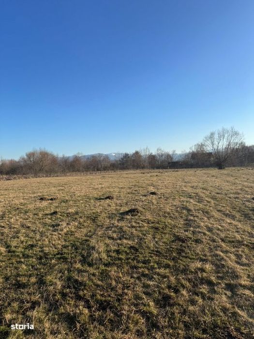Oaza de liniste cu vedere la munti – 2.400 mp langa Aeroportul Sibiu