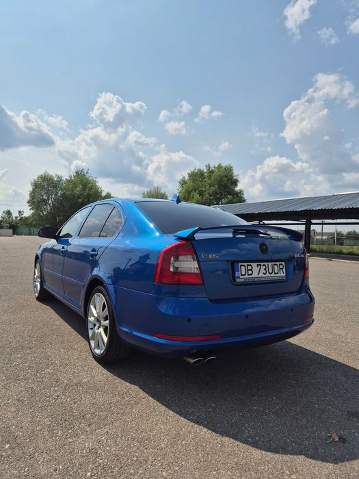 SKODA Octavia 2010 — imagine 3
