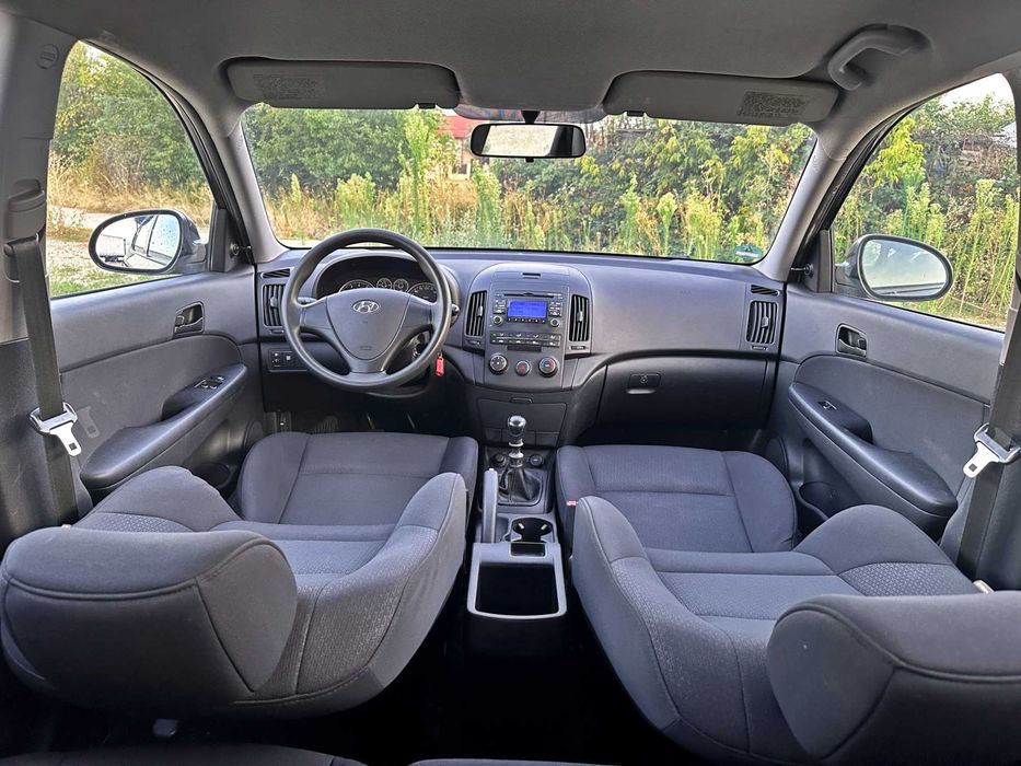 Hyundai I30 1.4i • 2008 • Benzină • 109 CP • Euro 4 • Rate fixe • Garanție • Livrare Gratuită