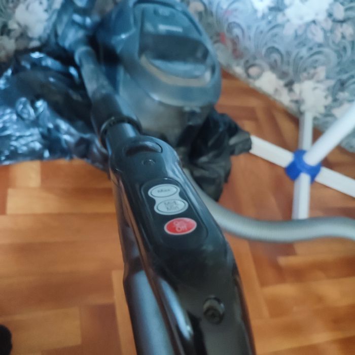 продам пылесосы срочно