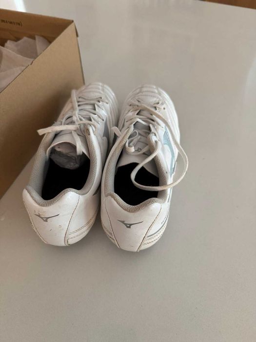 Маратанки за футбол Mizuno  37 номер