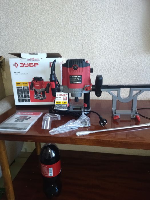 Фрезер ЗУБР-ФМ-1900 Вертикальный