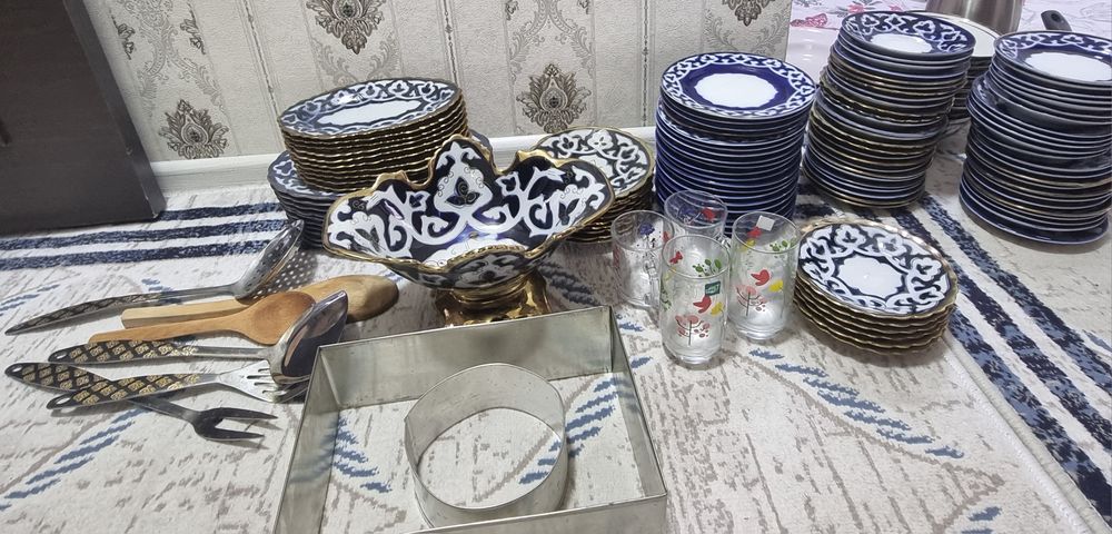 Shu buyumlar sotiladi.