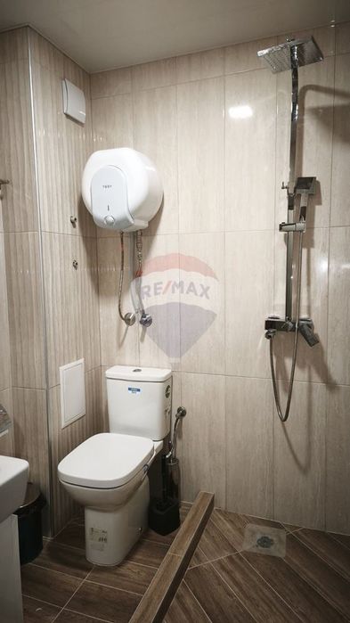 Офис под наем, Базар Левски, гр. Варна ТЕ