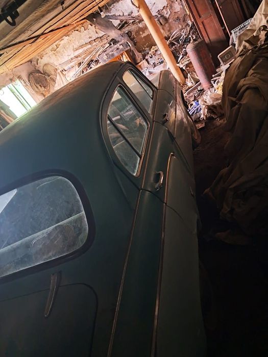 Автомобиль Москвич 407