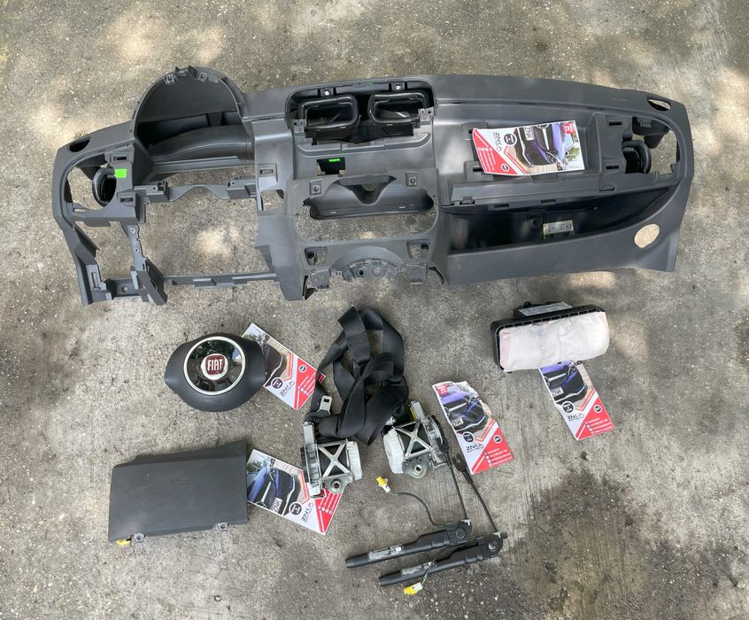 Fiat 500 - plansa de bord - set centuri de siguranta - kit airbag