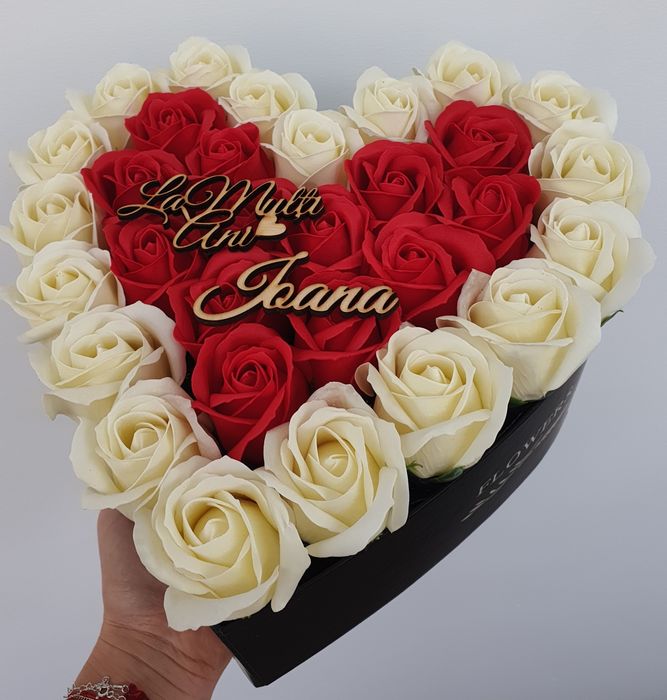 Aranjament trandafiri sapun inima. Preț 70 lei