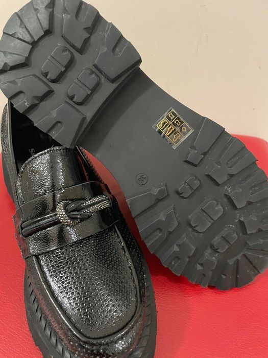 Sara Pen лоуфъри НОВИ естествена кожа