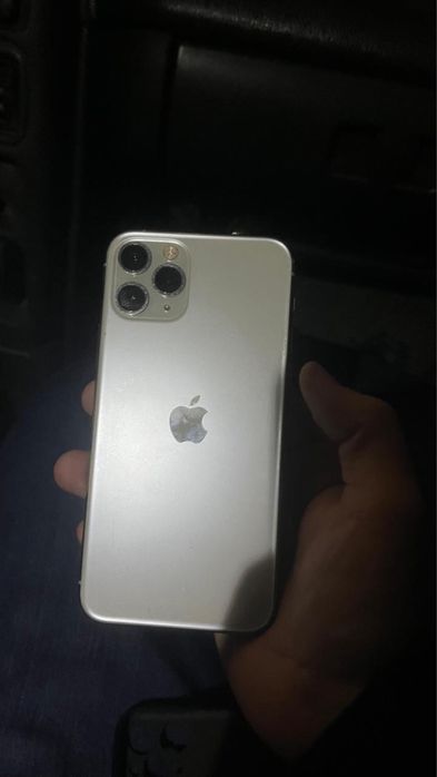 Iphone 11 pro.
