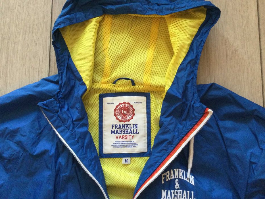 НОВО оригинално синьо яке суичър FRANKLIN MARSHALL размер M от Италия