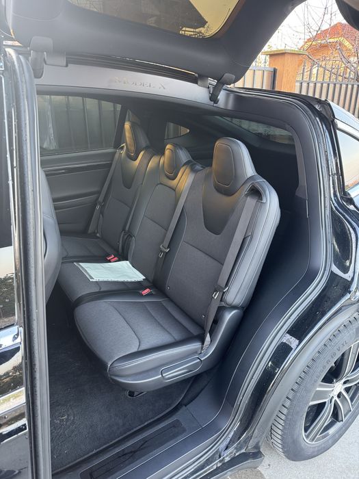 Tesla Model X 75 D