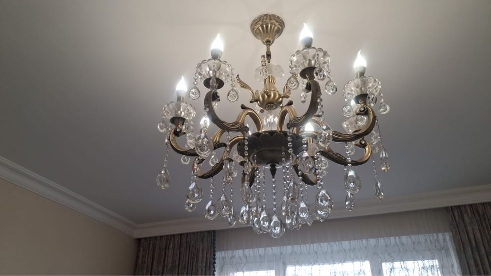 Продам люстры бу