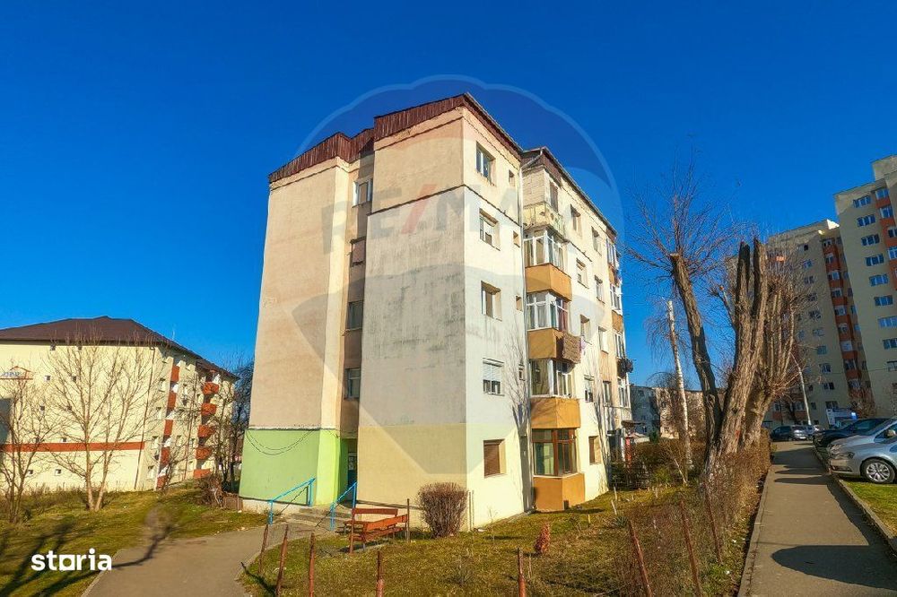 Apartament 2 camere de vanzare, Hunedoara