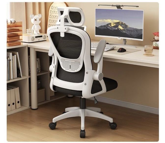 Продам офисную креслу