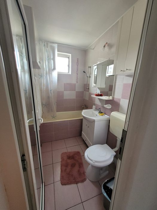 Apartament de închiriat 2 camere Decomandat Centru