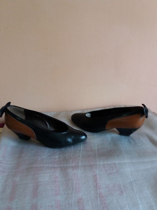 Продаю кожаные натуральные , туфли