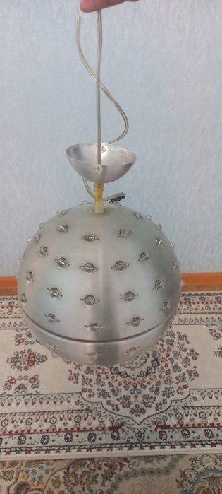 Продам бу люстру с камушками