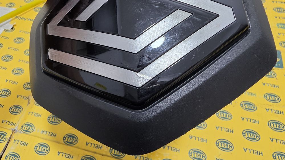 Emblema sigla grila masca radiator Renault 628906478R