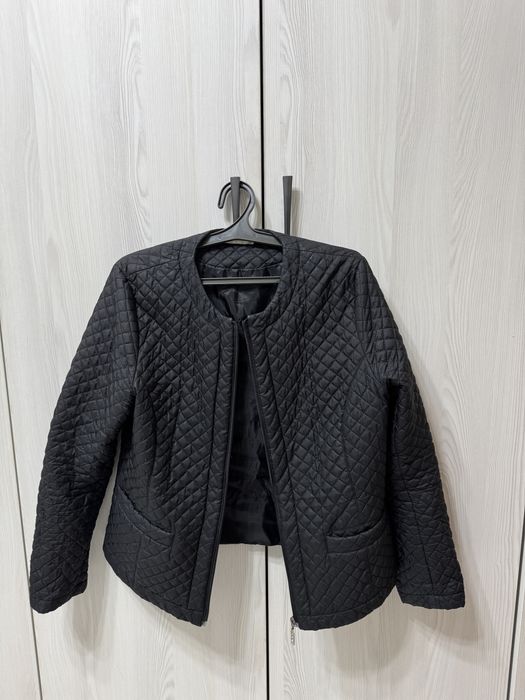 Женские одежды, куртки