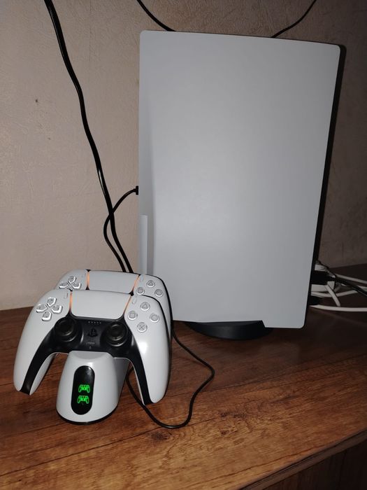 Плестейшн приставкп