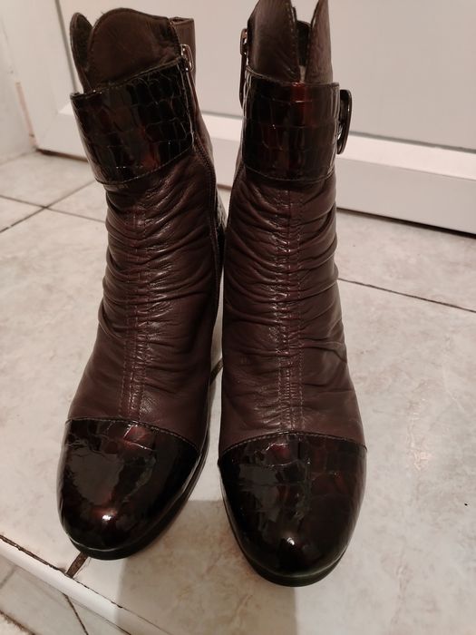 Продам фирменную обувь