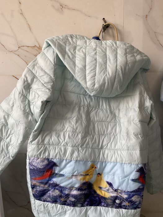 Куртка на девочку 9-11 лет.