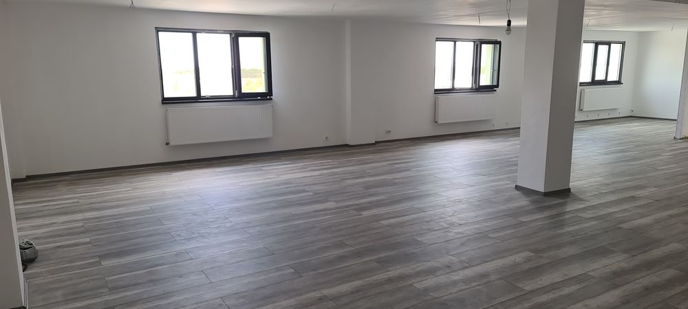 Camere de închiriat