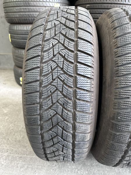 215/65/17 DUNLOP 4бр