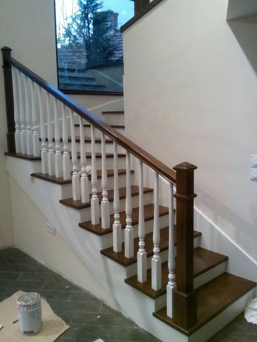 Дървени парапети за стълбища и веранди