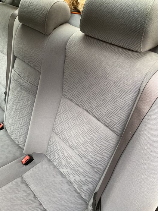 Професионално пране на тапицерия