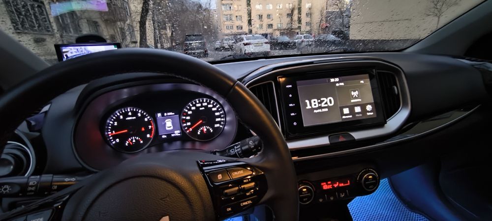 Продам  Kia KX1 2023 г.в.