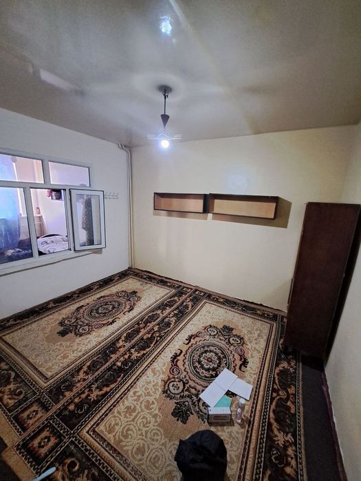 Юнусабад 2кв Продам 3комн 8 этаж